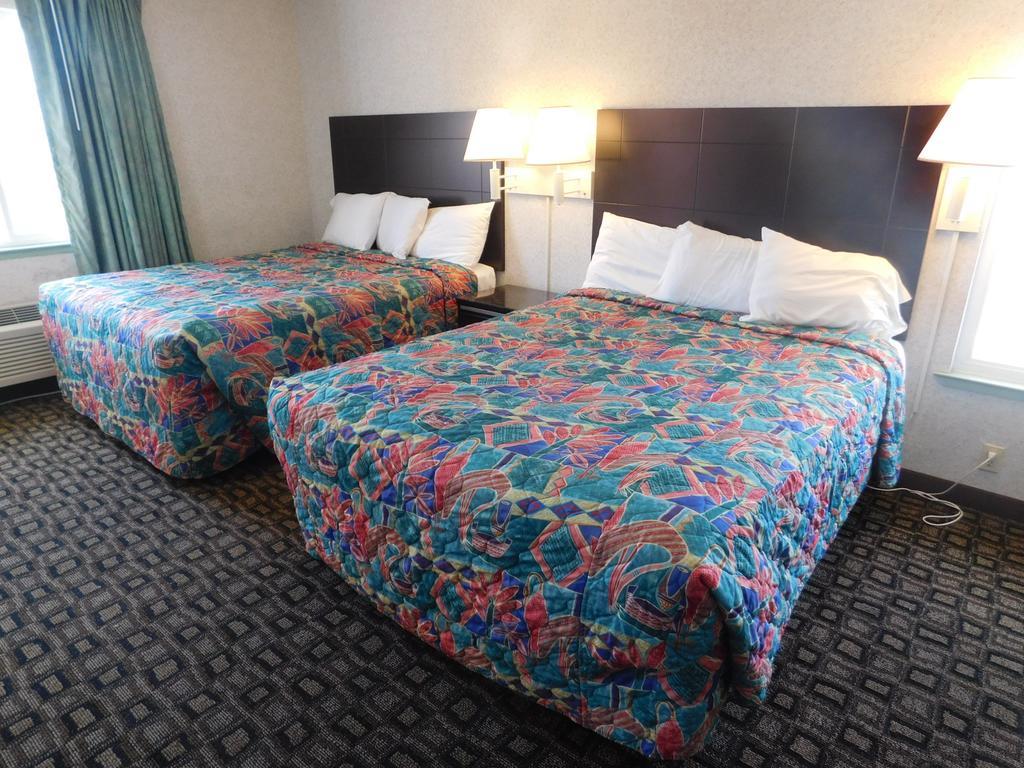 Inns Of California ซาลีนาส ภายนอก รูปภาพ